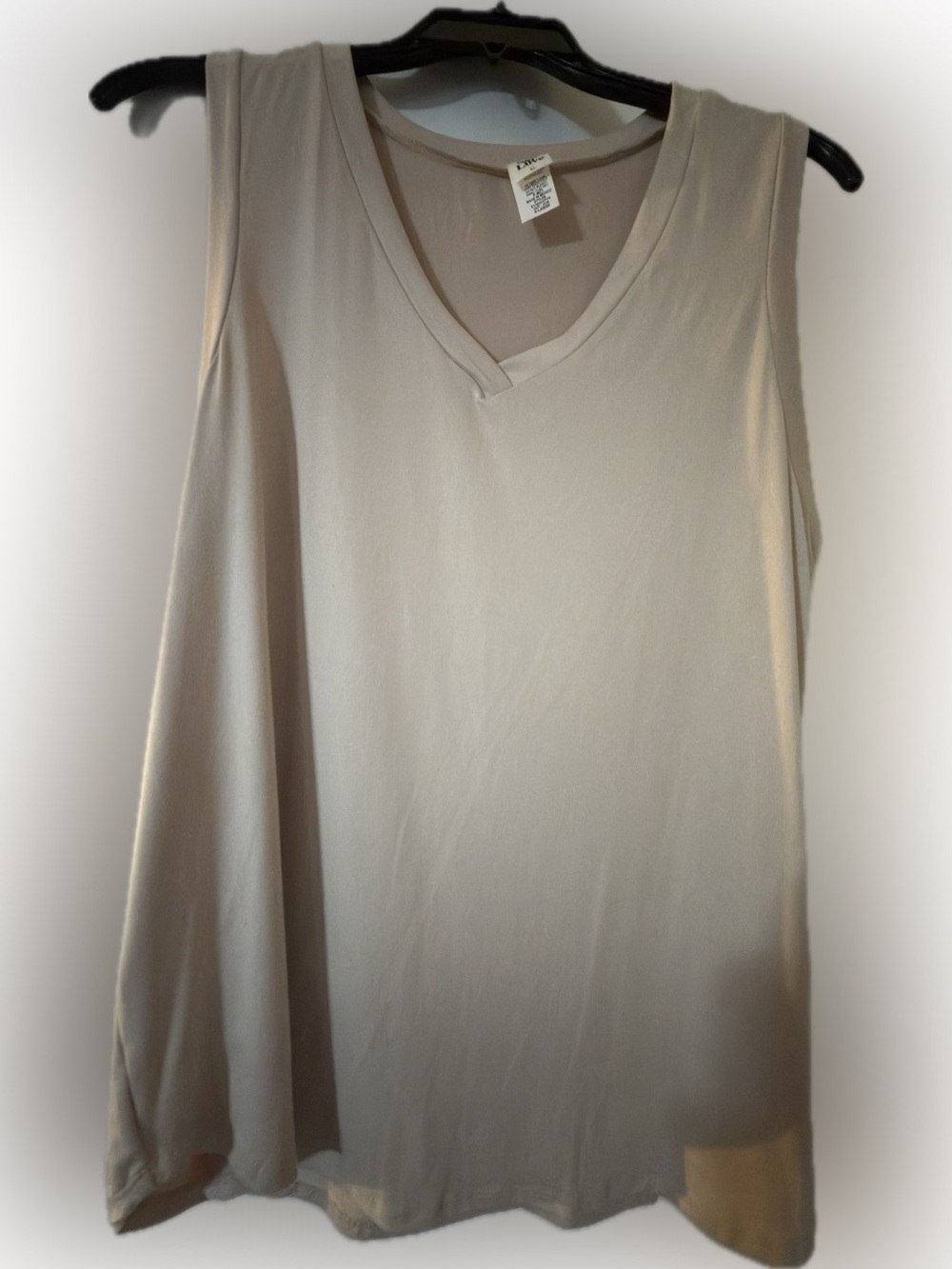 Sew In Love Cream V-Neck Sleeveless Tank Top